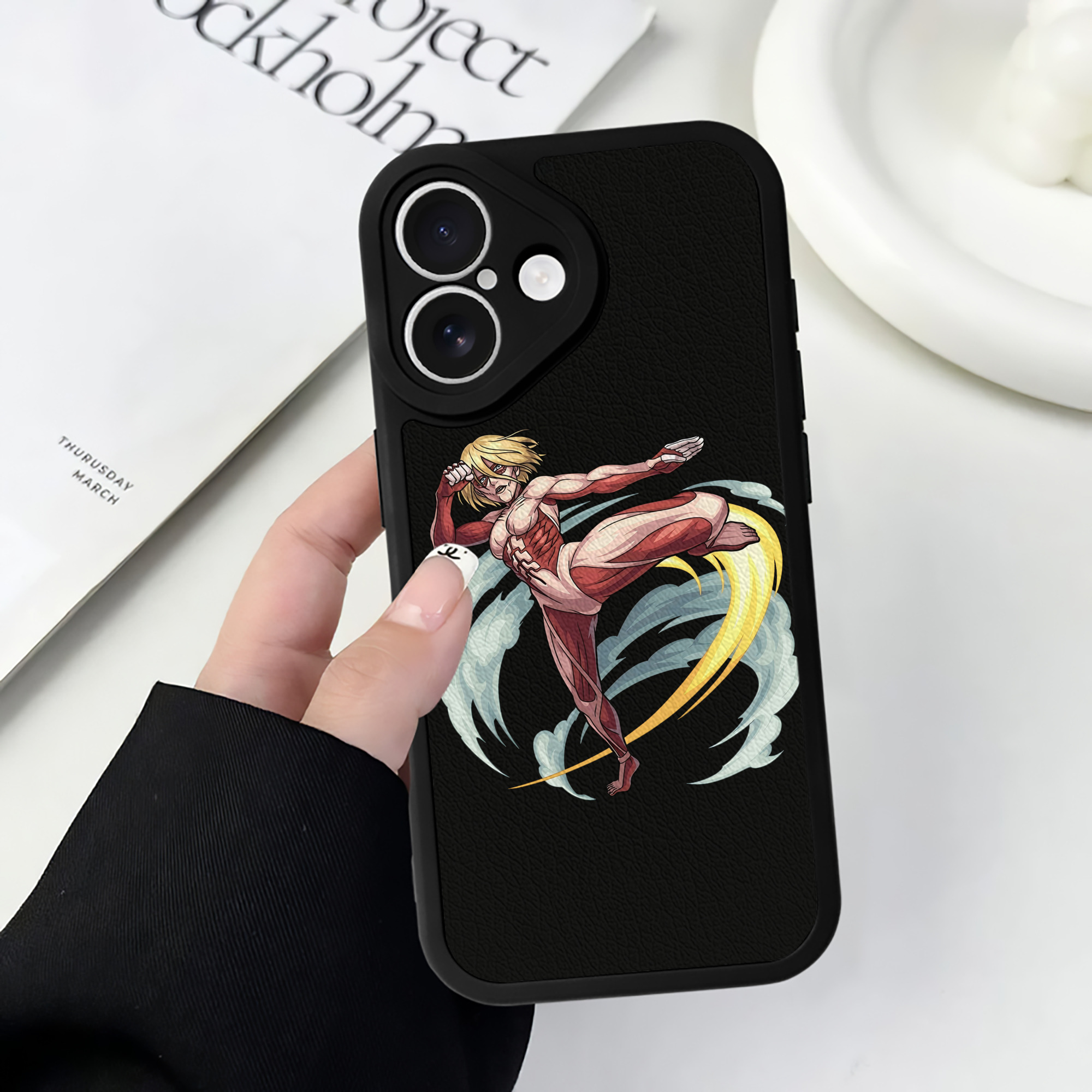 （画像用） 進撃の巨人 Attack on Titan 【iPhone 16シリーズ対応】シリコンスマホケース（レザー調） 材質：シリコン